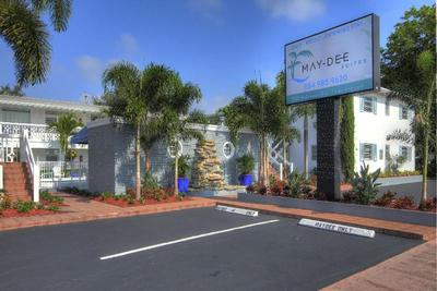 May-Dee Suites