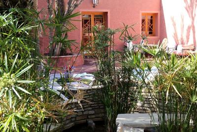Dar Ayniwen Garden Hotel & Bird Zoo