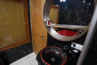 Eagle Palace Suites