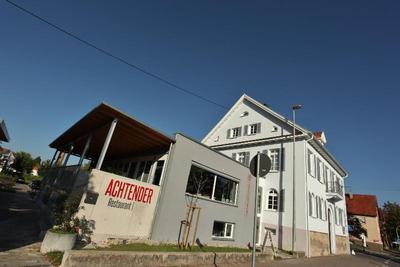 Achtender
