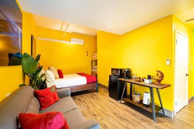 Nomads Hotel