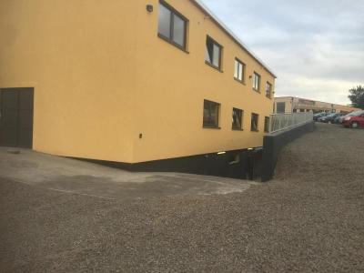 Sunnys Hotel & Residence