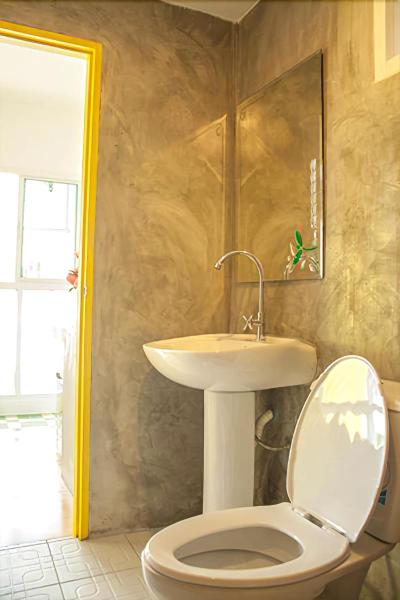 The Sunflower Holiday Hostel