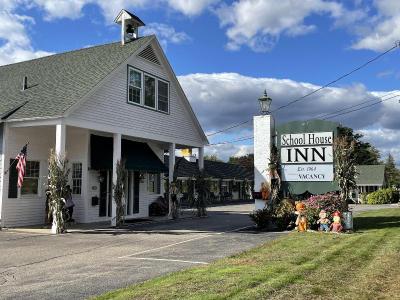 School House Inn