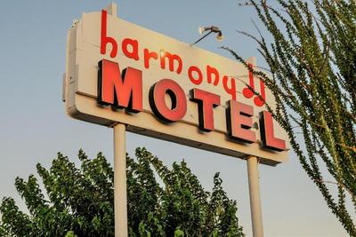 Harmony Motel