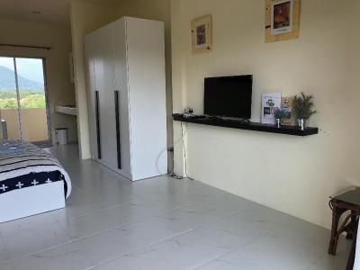 The One Apartments