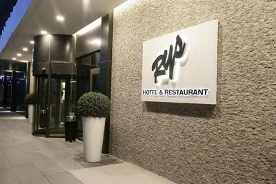 Rys Hotel & Restaurant