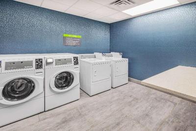La Quinta Inn & Suites by Wyndham Texas City I-45
