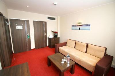 Home Hotel