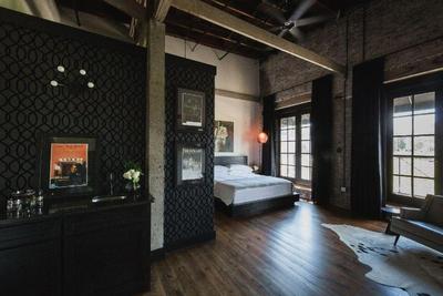 Gunrunner Boutique Hotel