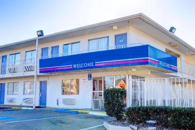 Motel 6 Murfreesboro, TN