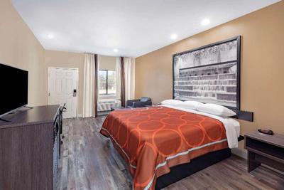 Super 8 by Wyndham Houston NW Beltway 8