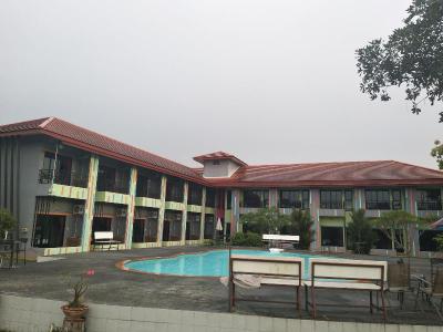 Madoony Resort