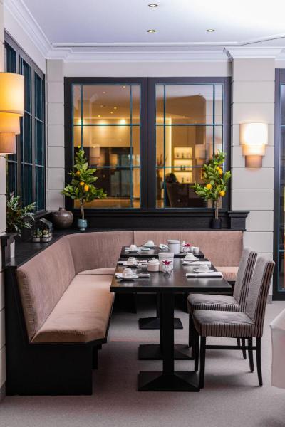 Court Hotel