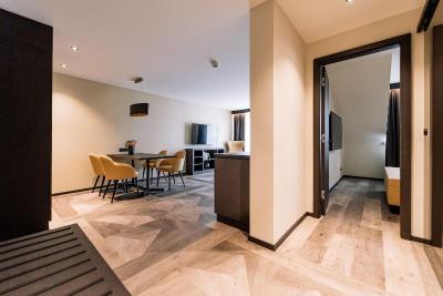 Court Hotel