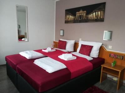 Hotel Ari