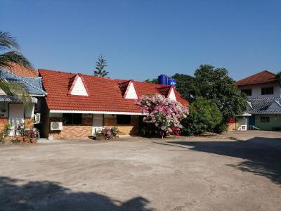 Kanjana Resort