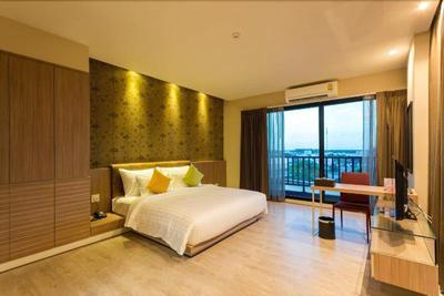 Ton Aoi Grand Hotel