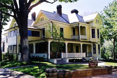 Sweet Biscuit Inn