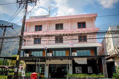 Lukmuang 2 Hotel by ZUZU