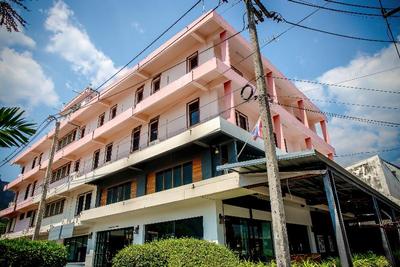 Lukmuang 2 Hotel by ZUZU