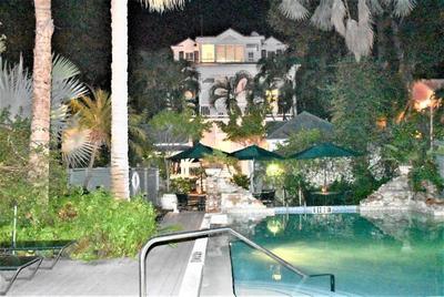 Simonton Court Historic Inn & Guesthouse