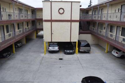 Deluxe Inn Hawthorne
