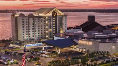 Horseshoe Lake Charles Hotel & Casino