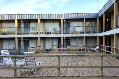 Castle Inn & Suites by OYO Lawton