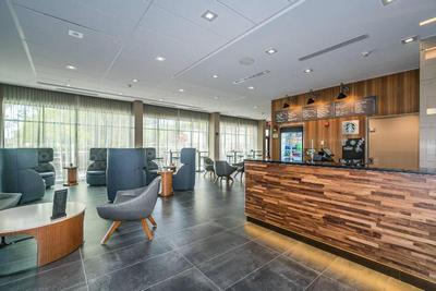 Courtyard By Marriott West Springfield