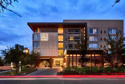 Ac Hotel By Marriott Phoenix Biltmore