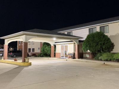Designer Inn & Suites