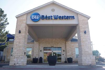 Best Western Lubbock West Inn & Suites