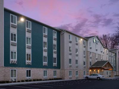 Woodspring Suites Kansas City Stadium
