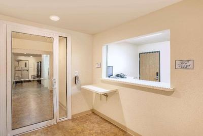 WoodSpring Suites Jacksonville Beach Blvd.