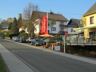 Land-gut-race-Hotel zur Burg Nürburgring