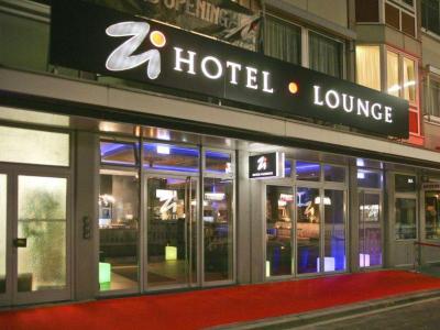 Zi Hotel & Lounge