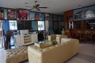 Metro Residence
