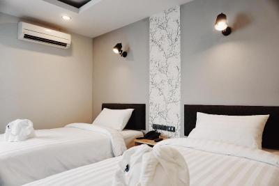Peppery Hills Hotel