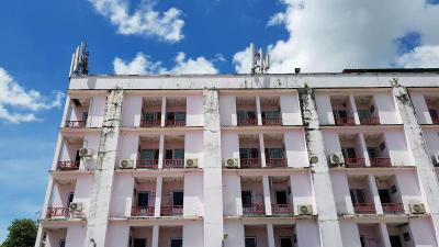 Rich Hotel