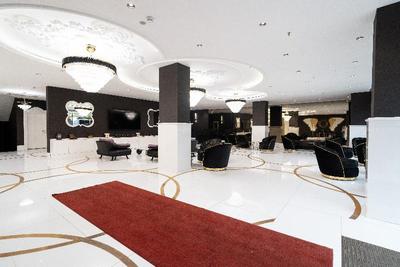 Golden Pars Hotel