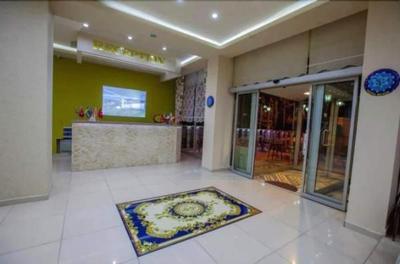 Hotel Seven Brothers