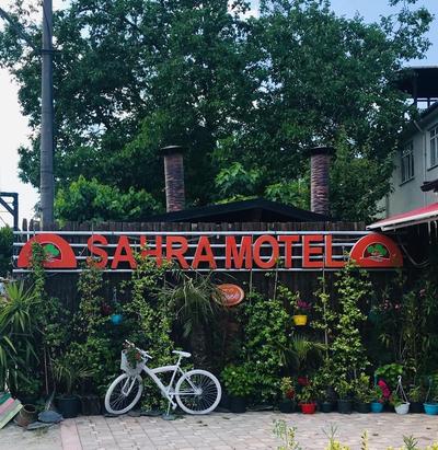 Sahra Motel