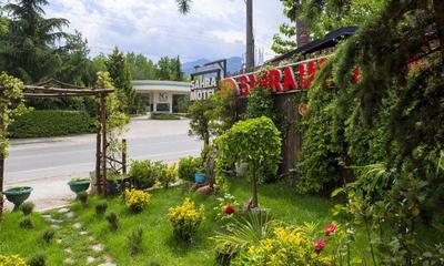 Sahra Motel