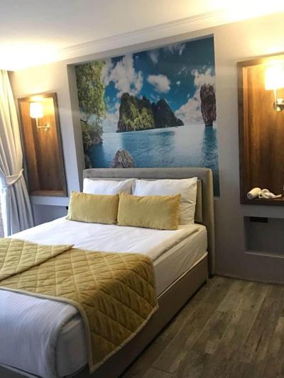 Double Bond Hotel Spa