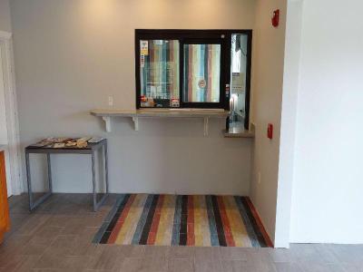 America's Inns & Suites Willowbrook