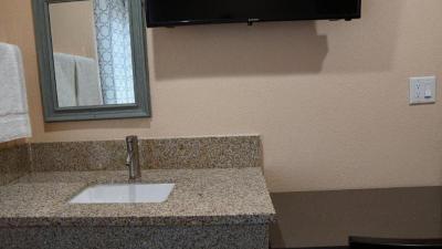 Holly Crest Hotel - Los Angeles, LAX Airport
