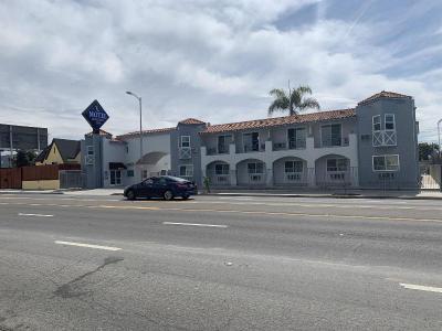 Crescent Inn