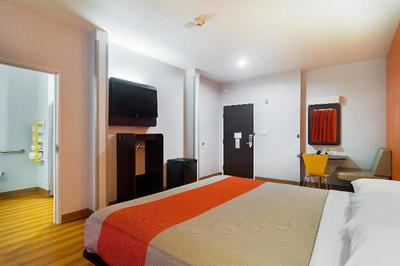 Motel 6 Midland, TX