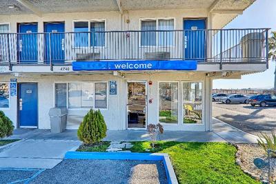 Motel 6 Lancaster, CA
